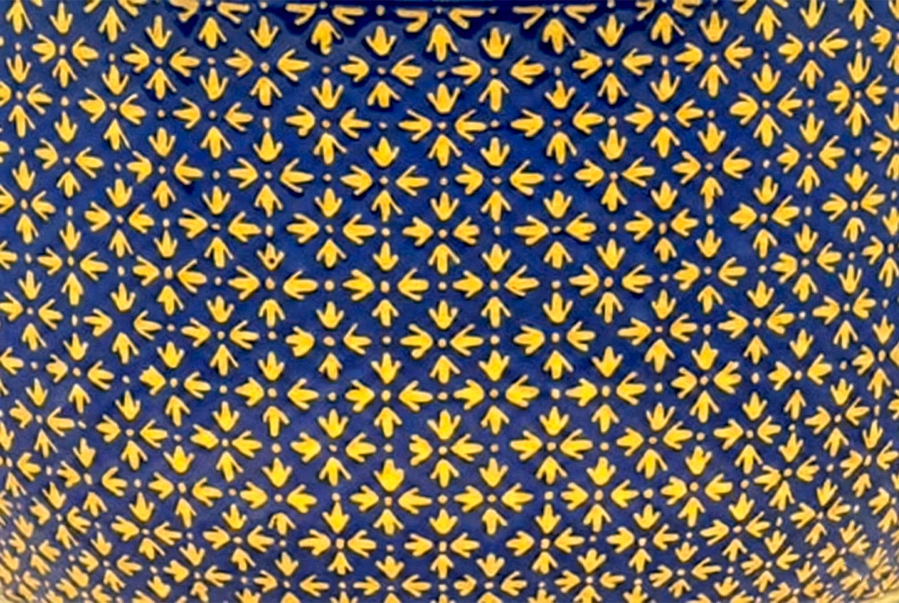 PK006 PiKul Golden Blue pattern by handcrafted 18K gold Bencharong luxury memorial art urns by UniqueUrn