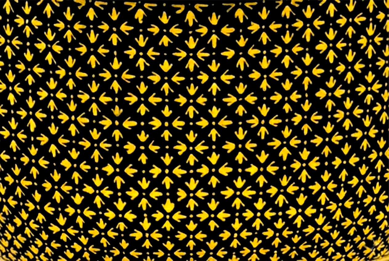 PK008 PiKul Golden Black pattern by handcrafted 18K gold Bencharong luxury memorial art urns by UniqueUrn