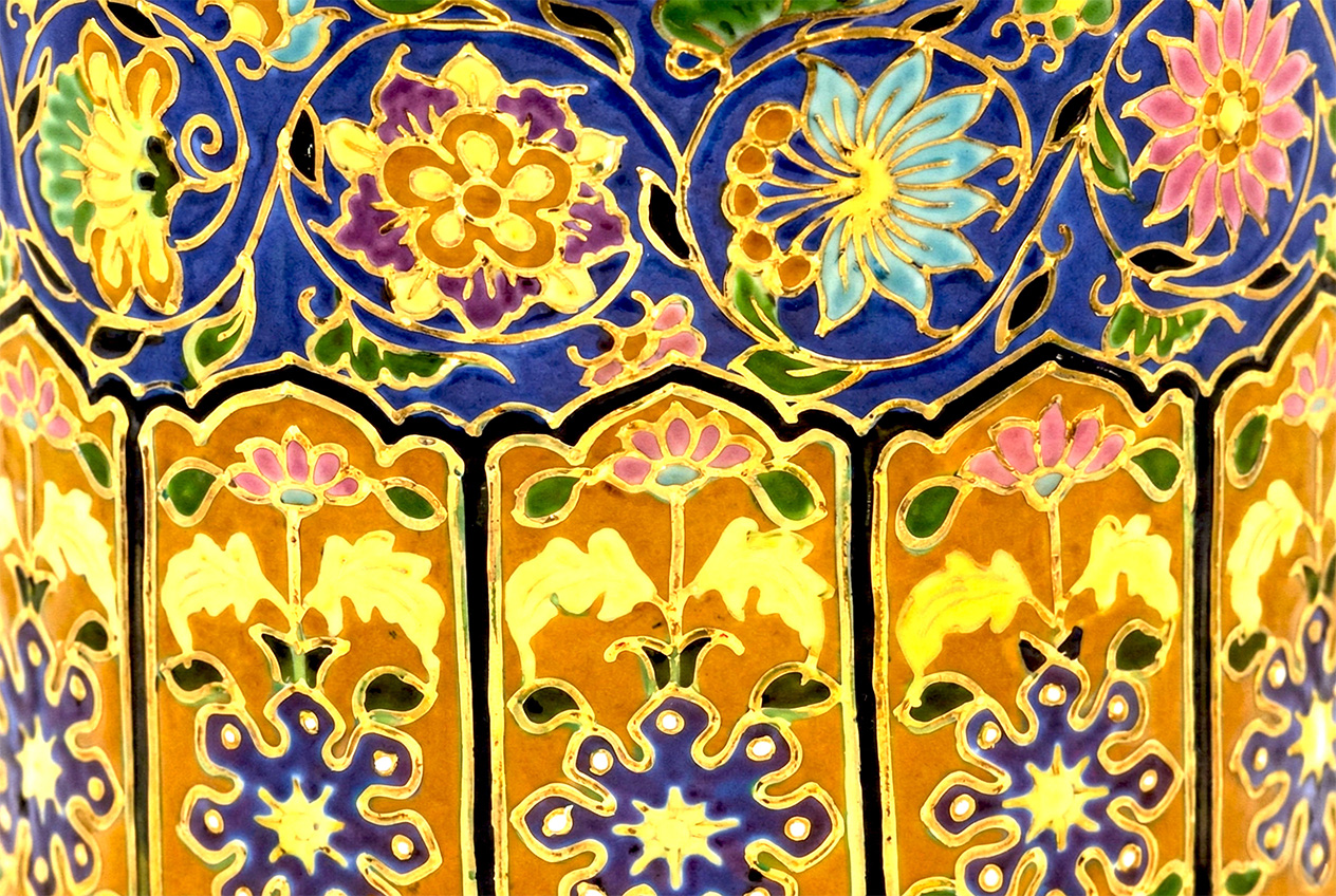 ST001 SuKhoThaiChong Blue pattern by handcrafted 18K gold Bencharong luxury memorial art urns by UniqueUrn