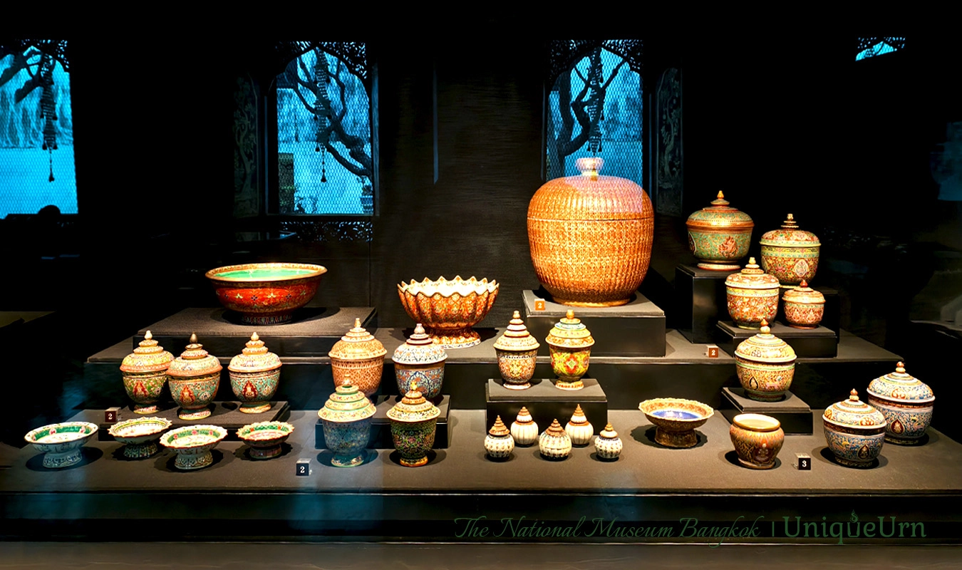 Antique Bencharong Art Urns display at the National Museum, Bangkok, photo by UniqueUrn