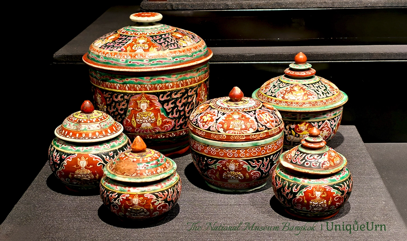 Antique Bencharong Art Urns display at the National Museum, Bangkok, photo by UniqueUrn