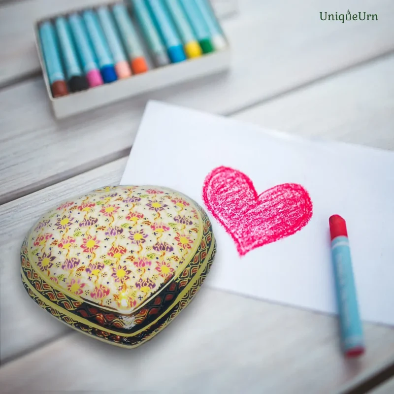 Find peace after miscarriage or infant loss through psychological insights, empathy, and healing memorial rituals with UniqueUrn’s Benjarong handmade heart-shaped, elegant keepsake urns.