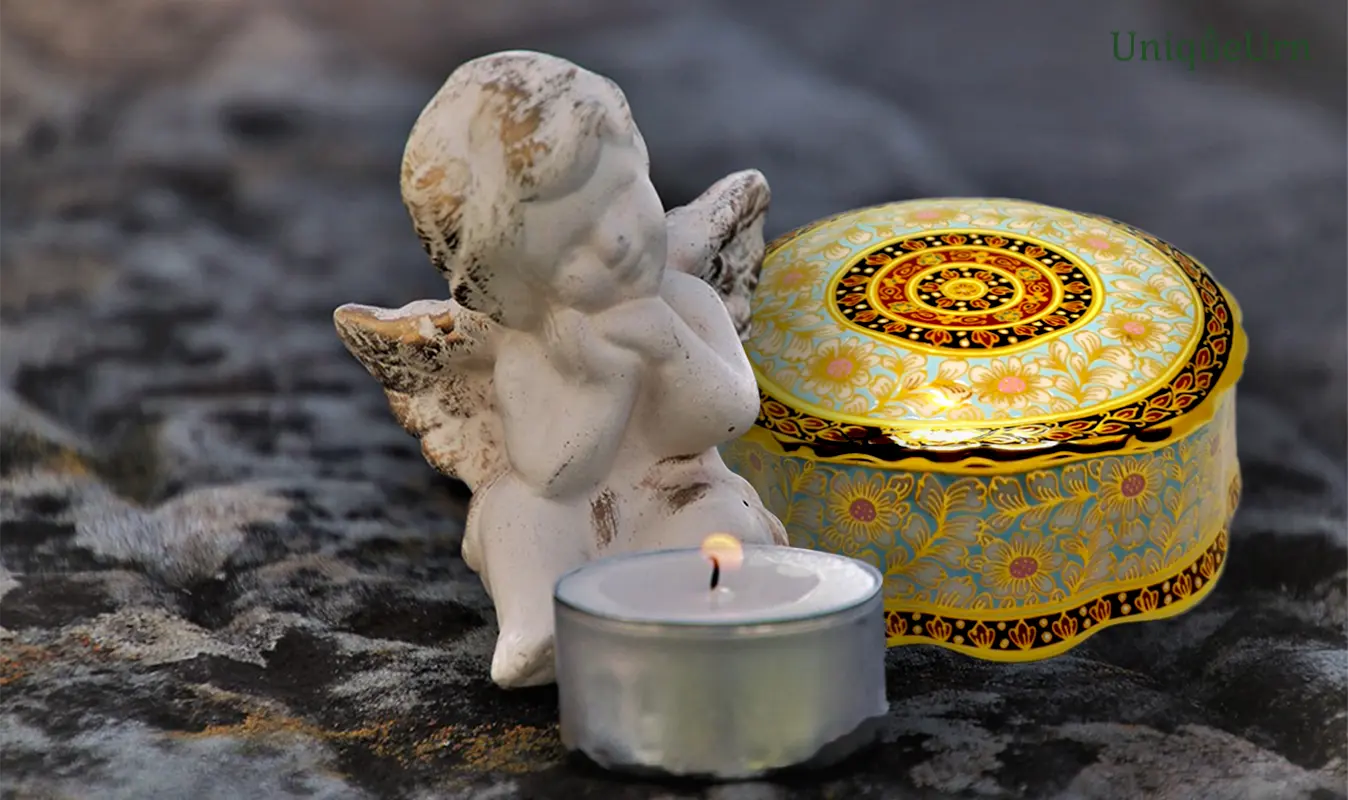 Find peace after miscarriage or infant loss through psychological insights, empathy, and healing memorial rituals with UniqueUrn’s handmade keepsake urns for ashes.
