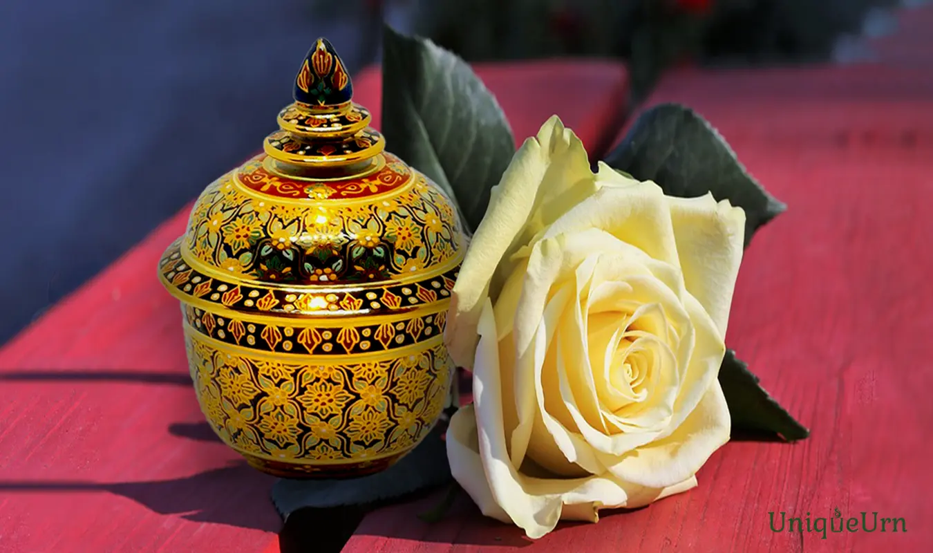 Explore sibling pet grief and heal all of us with timeless memorials with handcrafted Benjarong art Thochan keepsake urns.